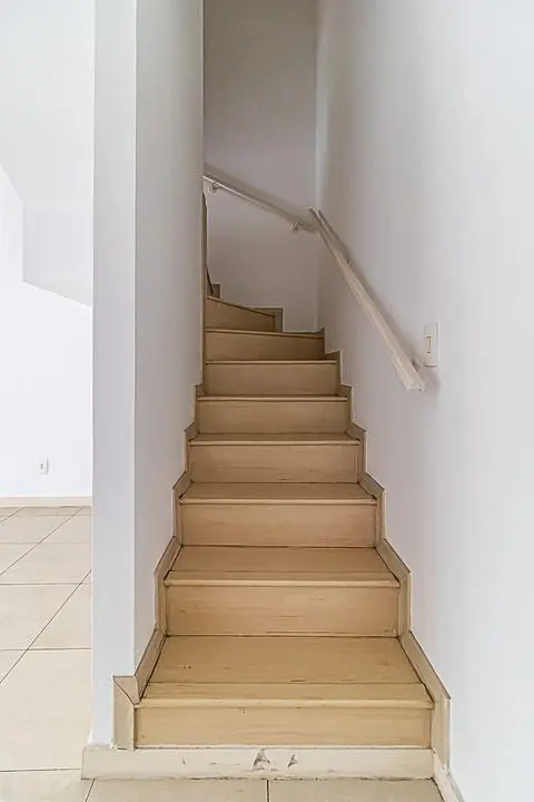 أخرى