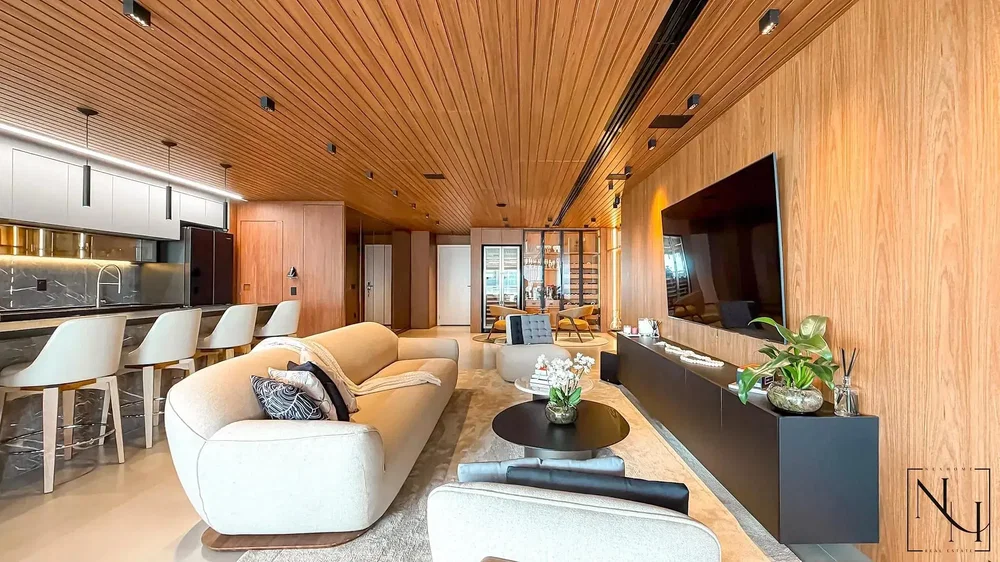 أخرى