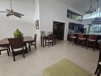 Хол