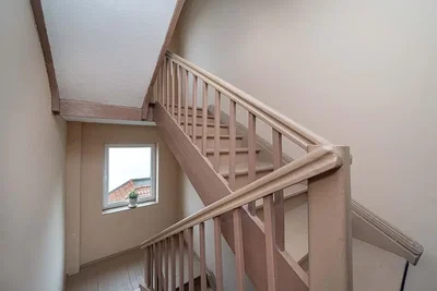 أخرى