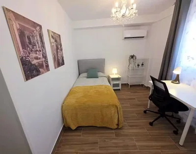 Хол