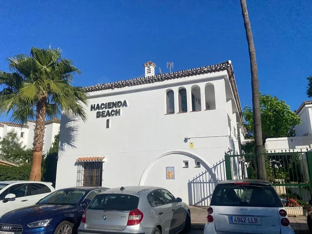 Salon