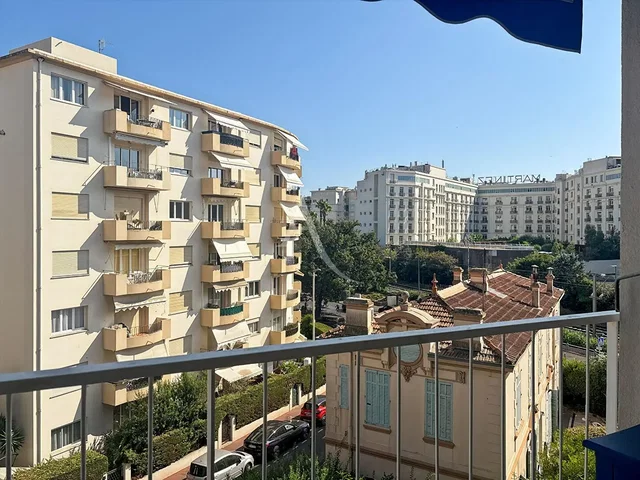 Σαλόνι