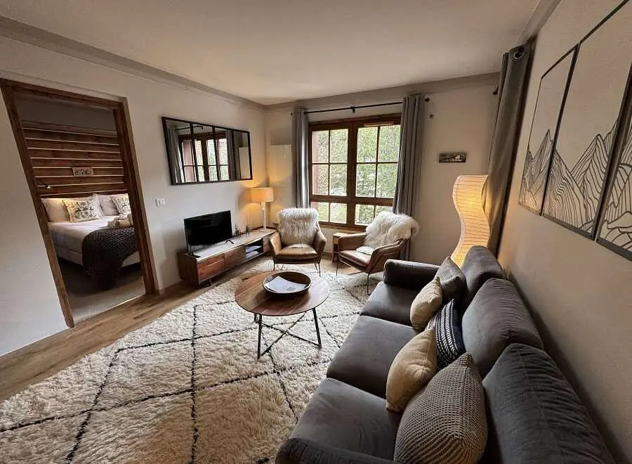 أخرى