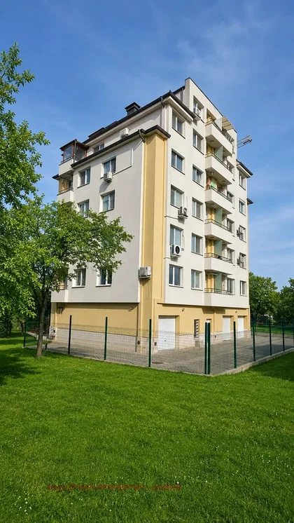 Хол