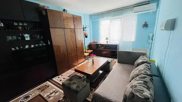 Σαλόνι