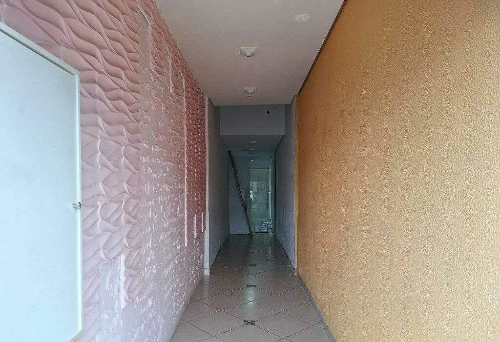 أخرى