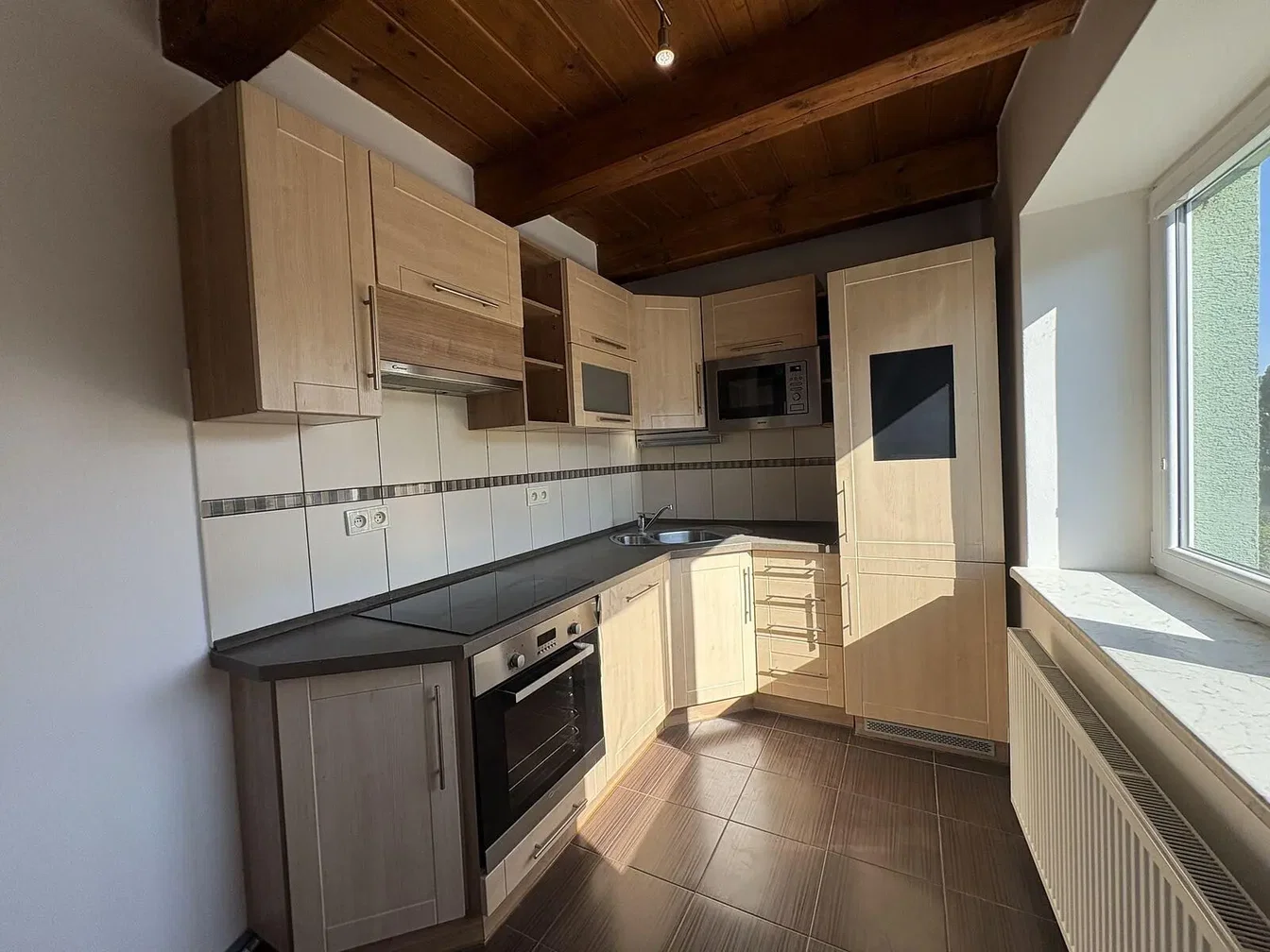 أخرى