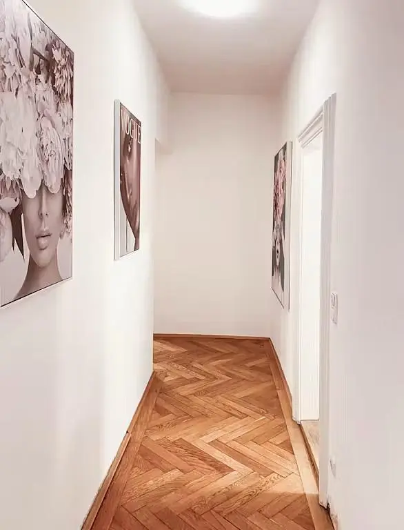 Хол