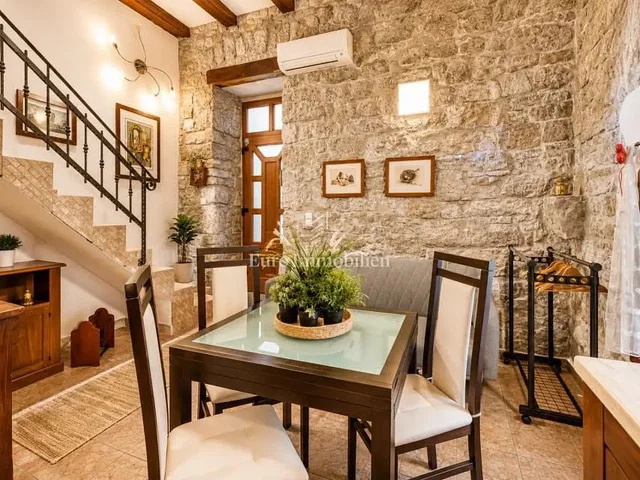 Σαλόνι