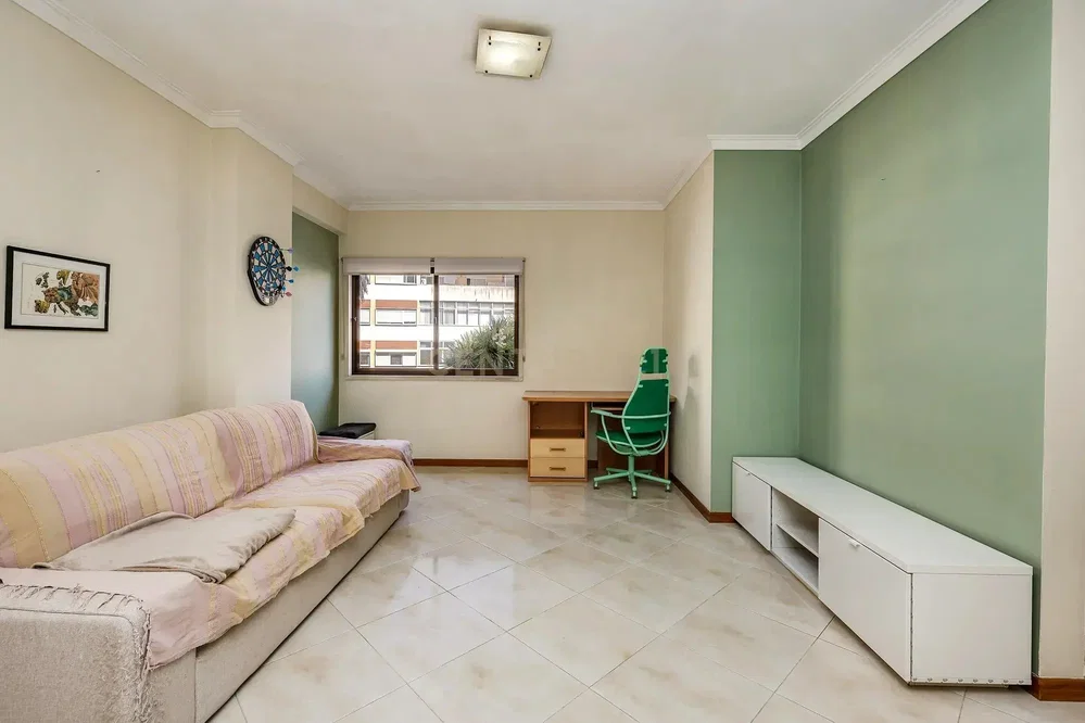 Хол