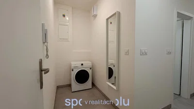 أخرى