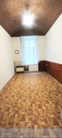 أخرى