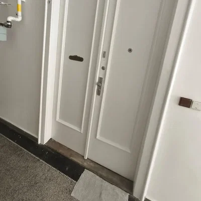 أخرى