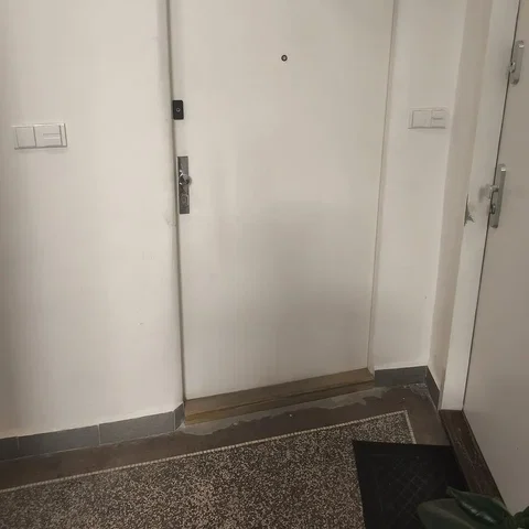 أخرى