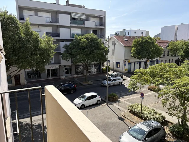 Хол