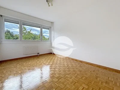 Хол