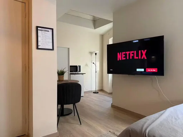 Хол