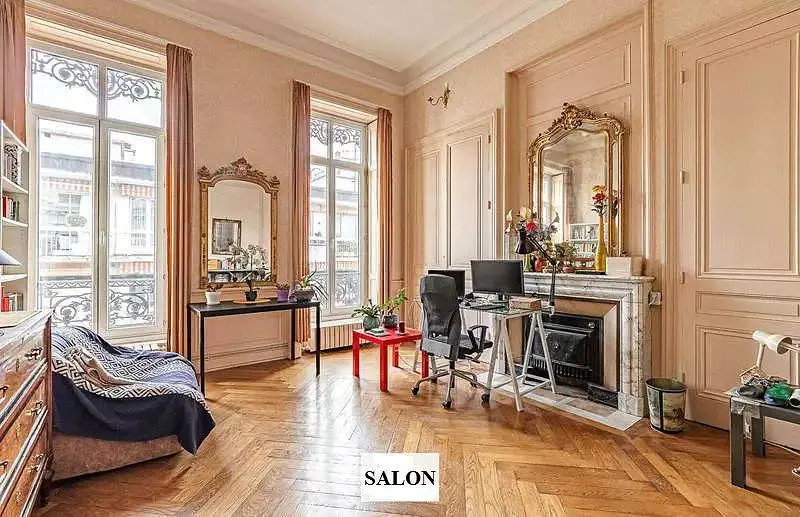 Salon