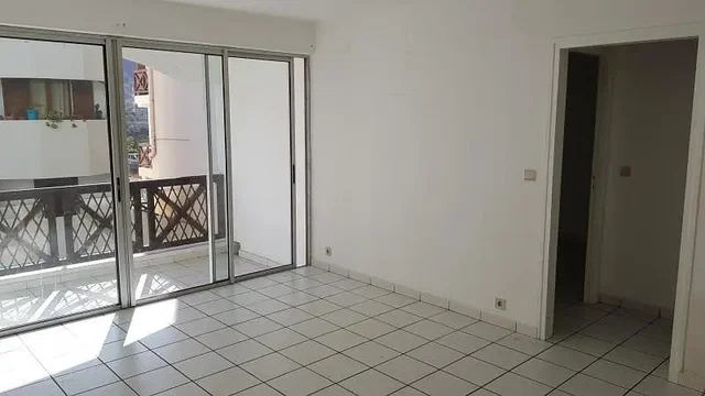 Хол