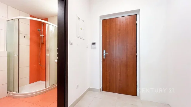 أخرى