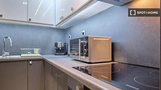 Хол