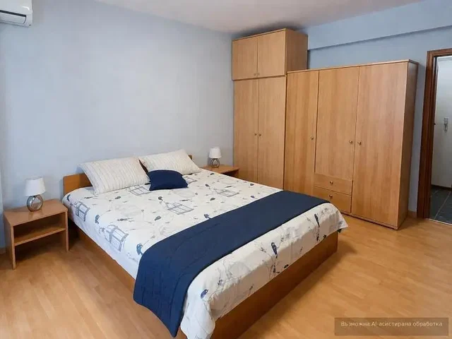 Хол