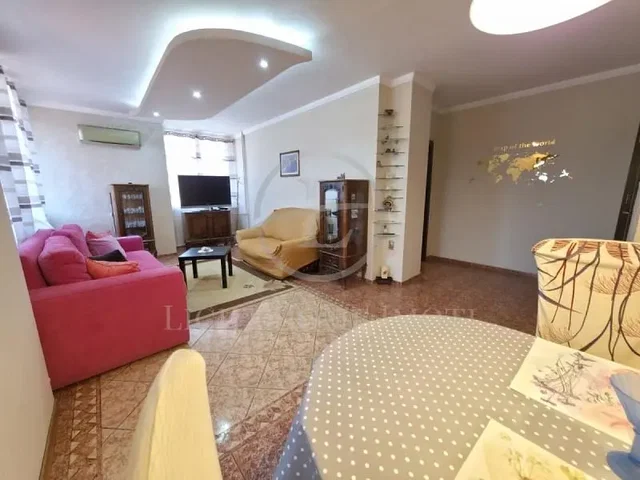 غرفة معيشة