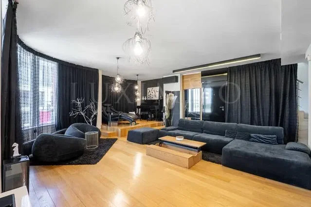 Salon