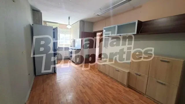 Хол