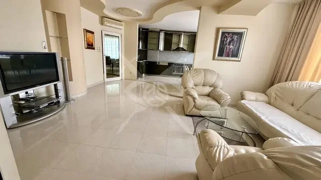Хол