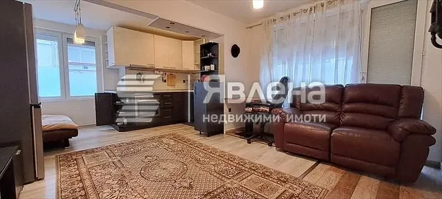 Хол