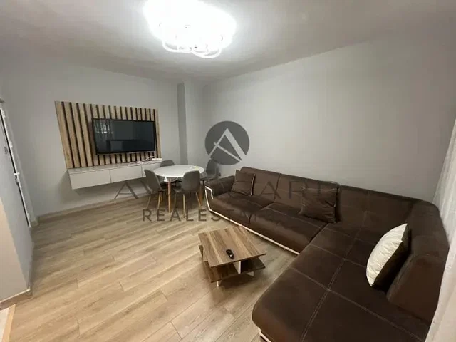 Хол