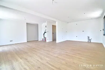 Хол