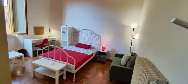 Хол