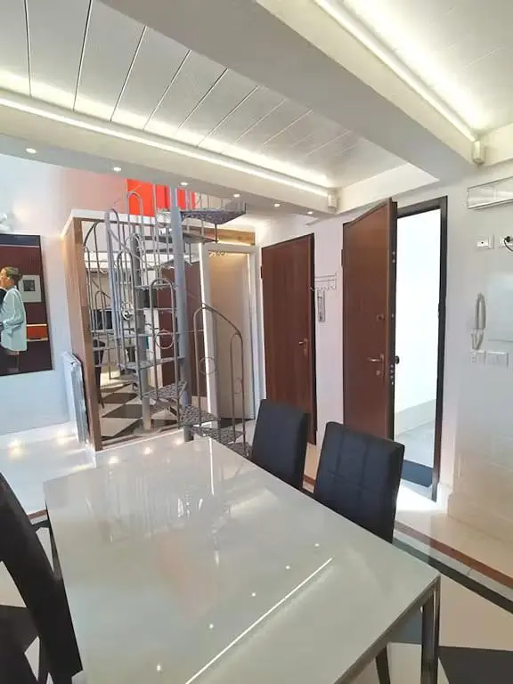 Salon