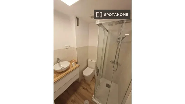 Хол