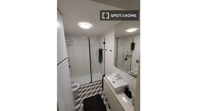 Хол