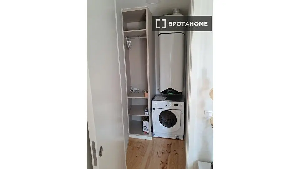 Хол