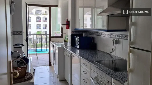 Хол
