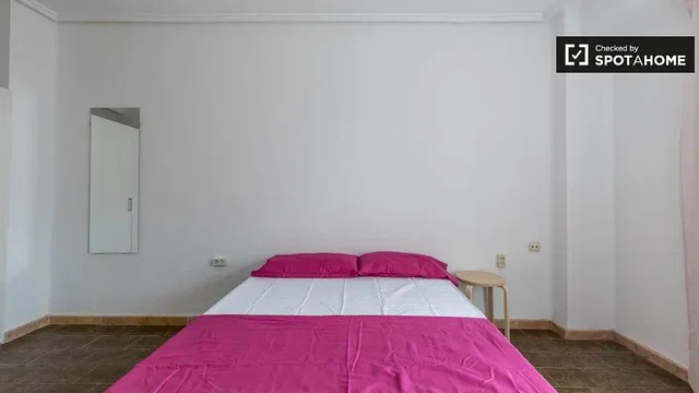Хол