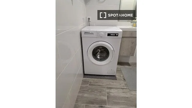 Хол