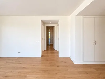 أخرى