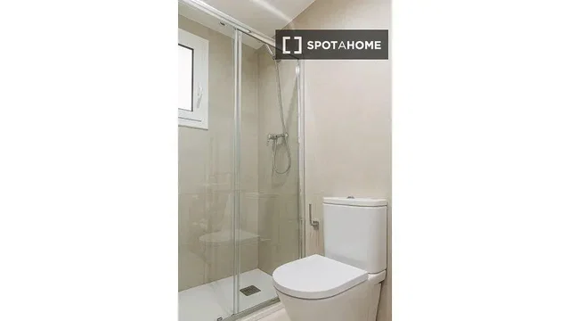 Хол