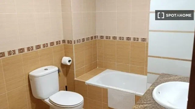 Хол