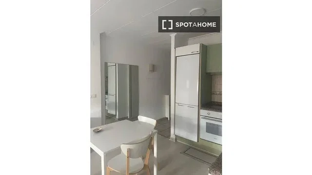 Хол
