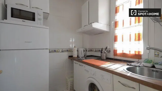 Хол