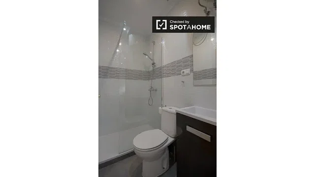 Хол
