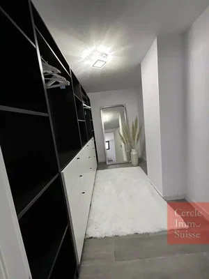 Хол