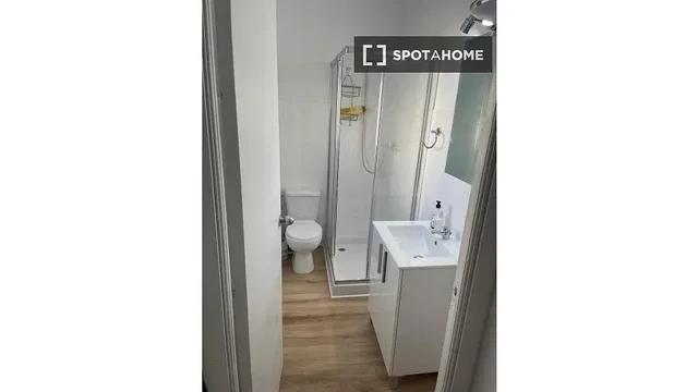 Хол